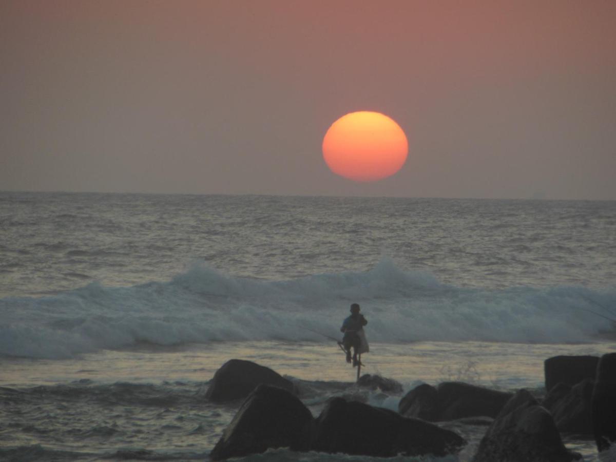 Unawatuna Beach House מראה חיצוני תמונה