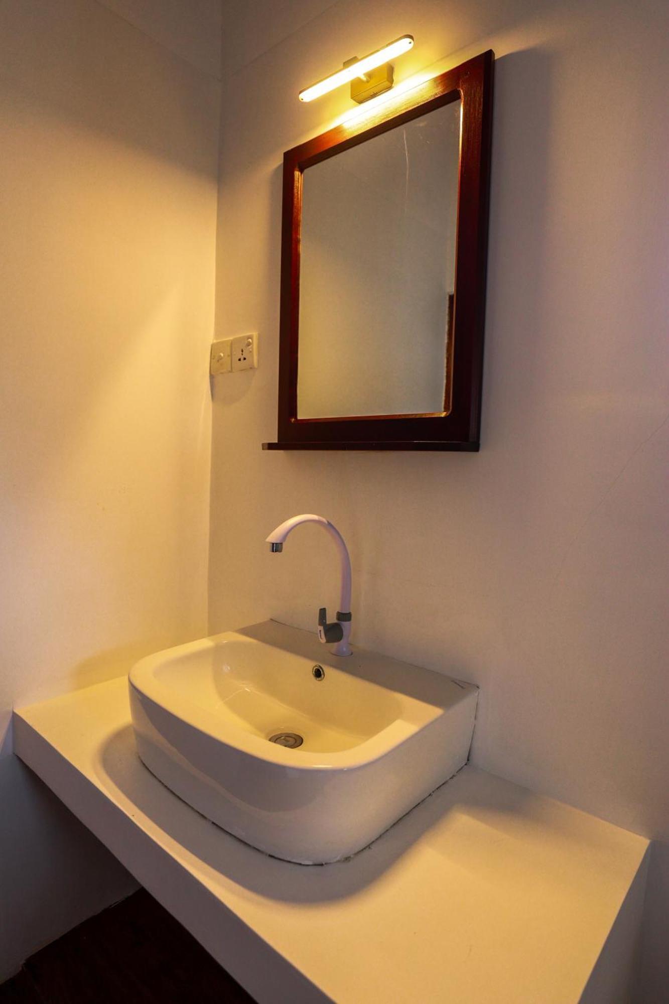 Unawatuna Beach House מראה חיצוני תמונה